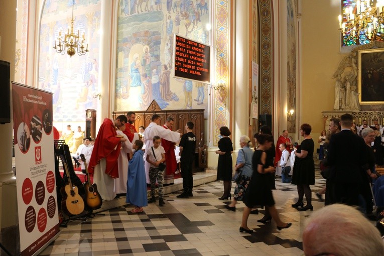 XXV Sacrosong Diecezji Płockiej cz. I. Msza św.