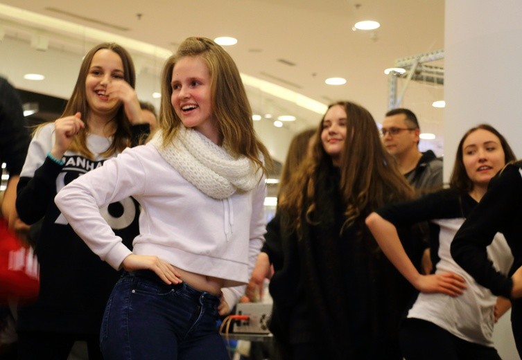 Taneczny flash mob w Elblągu