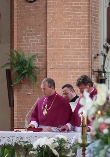 Uroczyste wprowadzenie bp. Adama Wodarczyka i Kanoników Kwidzyńskiej Kapituły Konkatedralnej