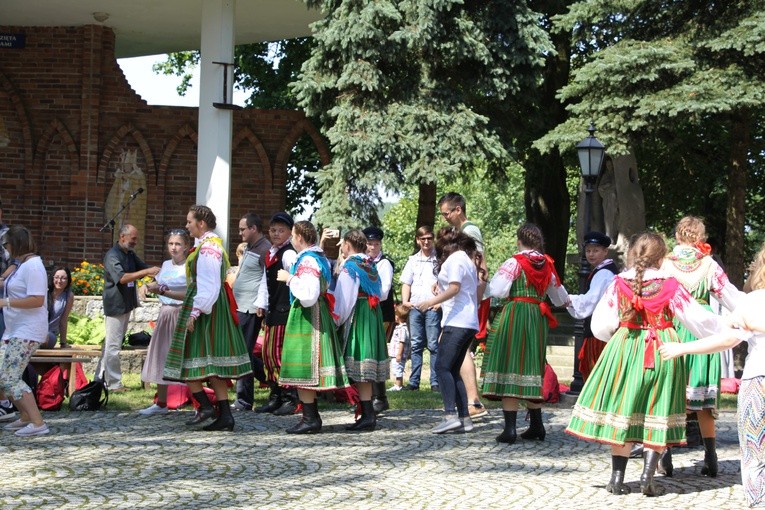 Kongres Młodzieży Polonijnej w Rostkowie