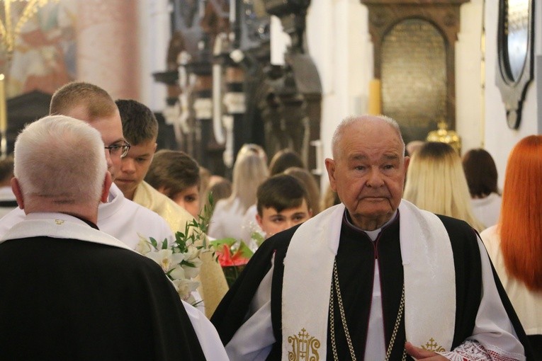 Krasne. Poświęcenie odnowionego ołtarza