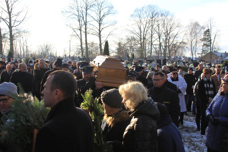 Czermno. Pogrzeb ks. Tadeusza Żerdziewskiego
