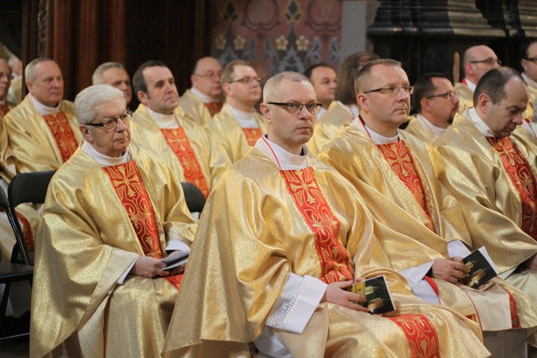 Święcenia biskupie w Płocku - cz. 2