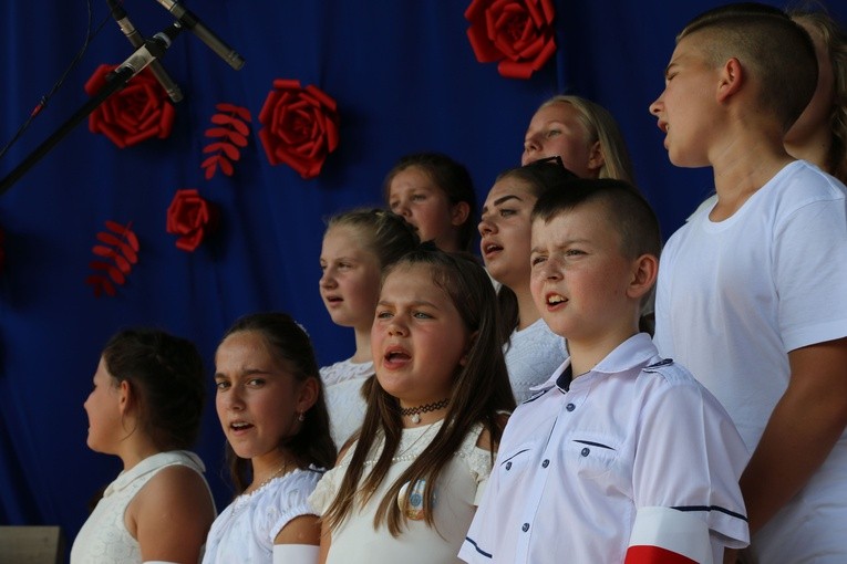 Koncert patriotyczny w Dąbrowie