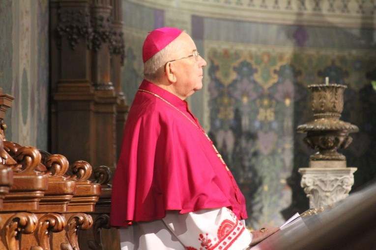 Płock. Kanoniczne objęcie diecezji przez bp. Szymona Stułkowskiego. Cz. 2