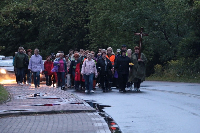 II Nocna Pielgrzymka z Modlina do Czerwińska