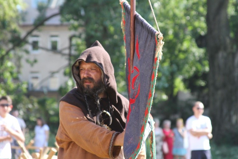 Diecezjalne dziękczynienie za chrzest Polski. 1