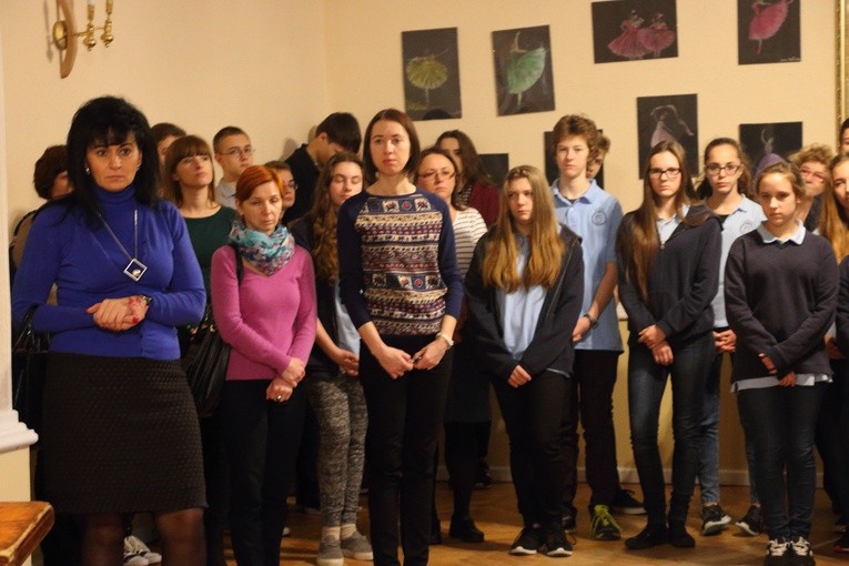 Symbole ŚDM - Zespół Szkół Pijarskich w Elblągu