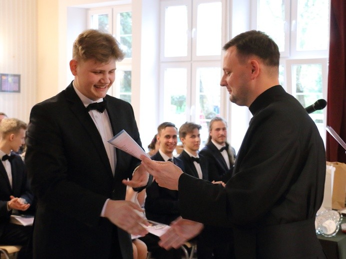 Zakończenie roku szkolnego dla maturzystów - pijarzy Elbląg