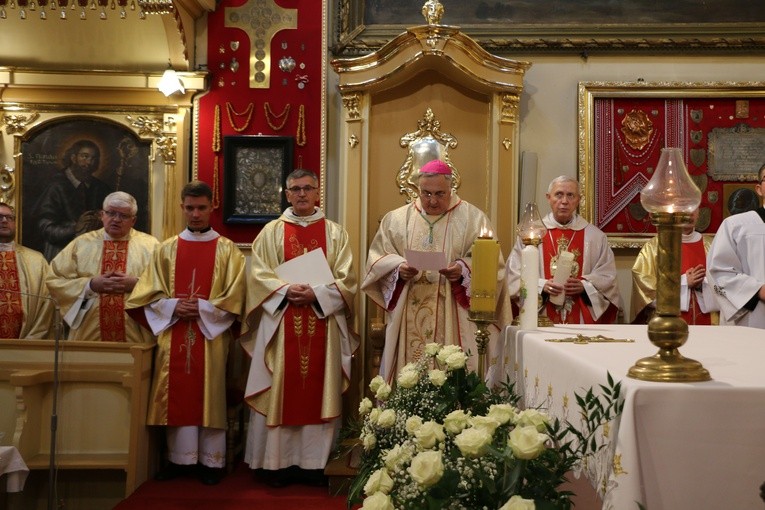 Czerwińsk. 50. rocznica koronacji obrazu Matki Bożej, cz. I
