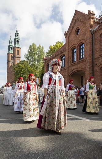 Sześć dni u Matki Piekarskiej
