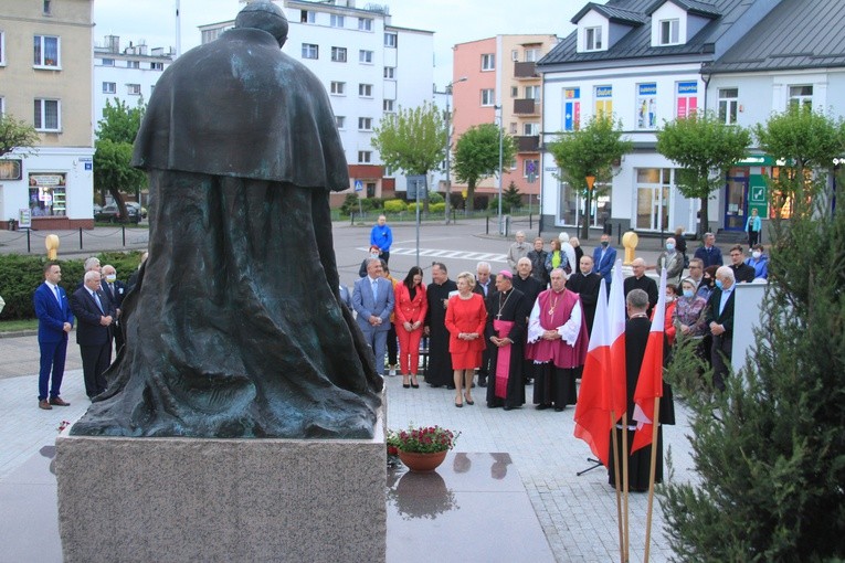 Abp Mieczysław Mokrzycki w Mławie. Cz. II