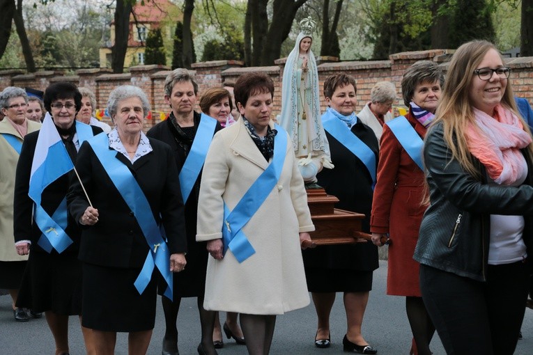 Ostrowite. Nawiedzenie w parafii św. Stanisława Kostki