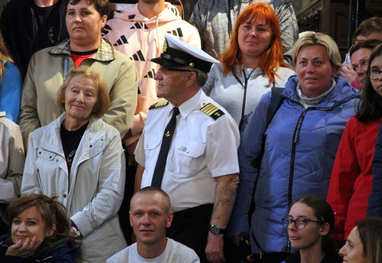Płock. Pielgrzymka wodniaków z Czerwińska