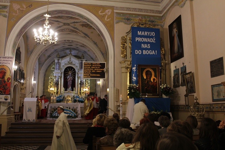 Staroźreby. Nawiedzenie w parafii św. Onufrego