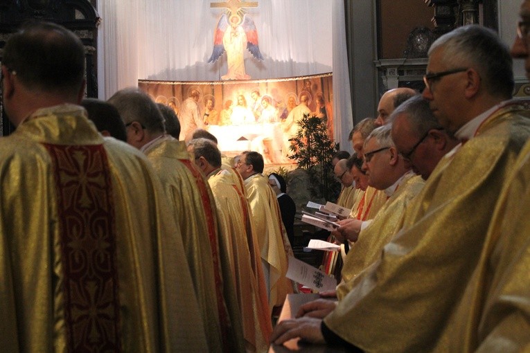 Msza Krzyżma w płockiej katedrze