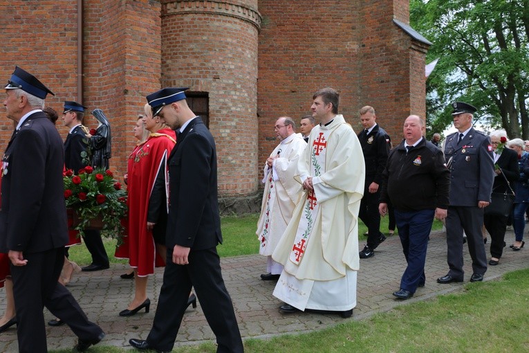 Niedzbórz. Wprowadzenie relikwii św. Rity
