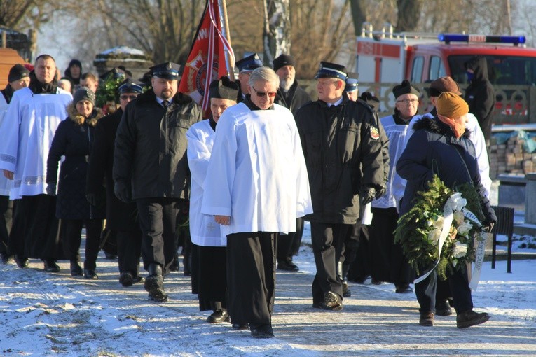 Czermno. Pogrzeb ks. Tadeusza Żerdziewskiego