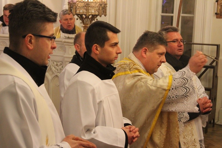Bp Karol M. Marek Babi przewodniczył Mszy św. w Świątyni Miłosierdzia i Miłości w Płocku