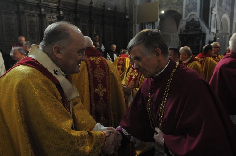 Święcenia biskupie w Płocku - cz. 1