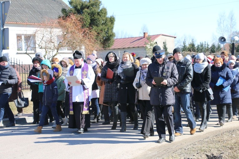 Droga Krzyżowa w Bogatem