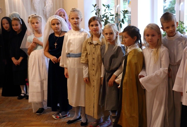 Bal Wszystkich Świętych - Zespół Szkół Pijarskich Elbląg