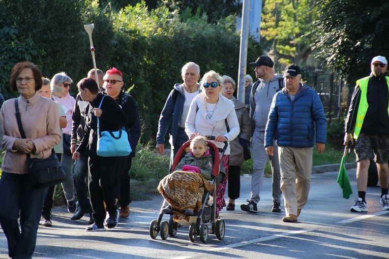 Płock. Wyjście pielgrzymki do Skępego