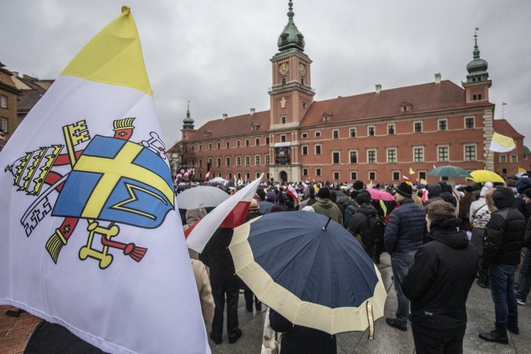 Weź ze sobą krzyż - w sobotę Narodowy Marsz Papieski