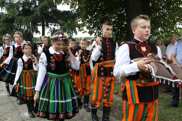 Poświęcenie prac remonotowo-budowlanych w kościele św. Anny w Kobylnikach 