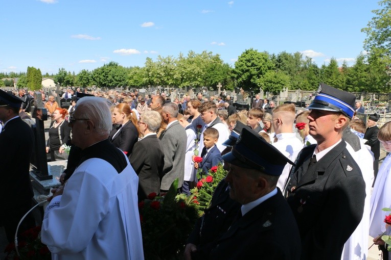 Grudusk. Pogrzeb ks. kan. Mieczysława Leśnikowskiego