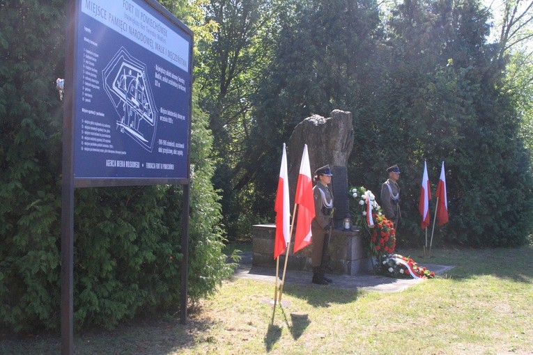Pochówek w Forcie III