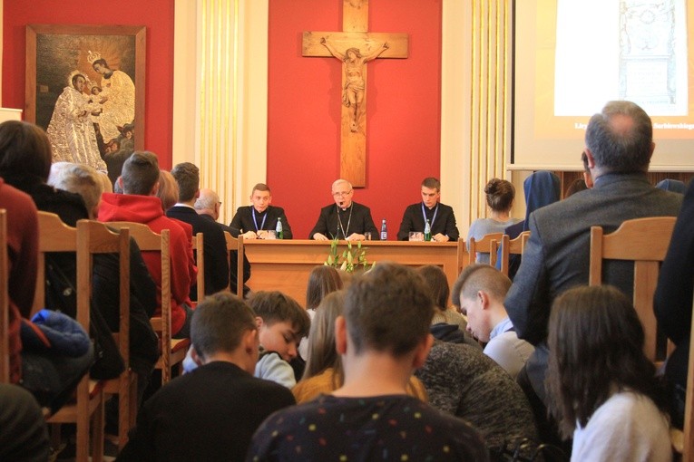 Sympozjum w WSD. Część 1