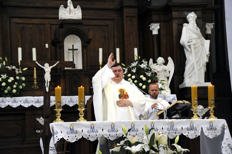 Pułtusk. Nawiedzenie w parafii św. Jana Pawła II. 2