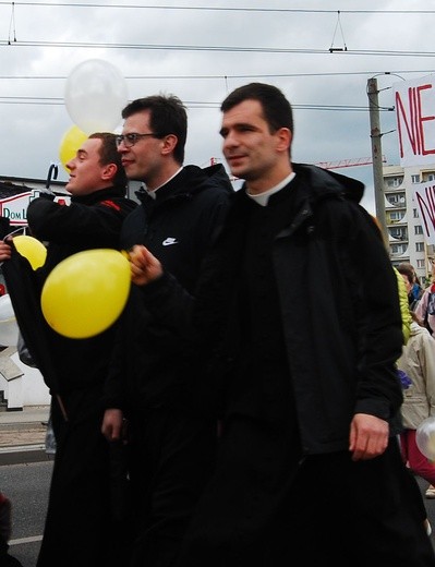 Marsz dla życia i rodziny - księża i klerycy