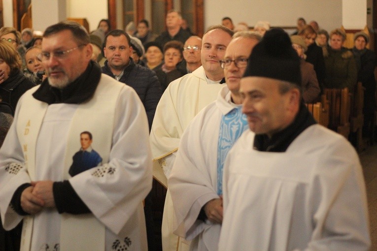 Łąck. Nawiedzenie w parafii św. Walentego w Korzeniu
