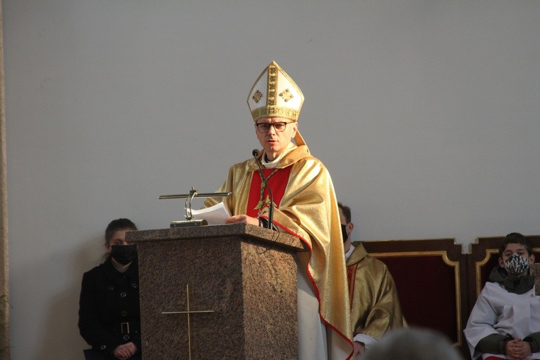 Skępe. Jubileusz parafii i konsekracja ołtarza