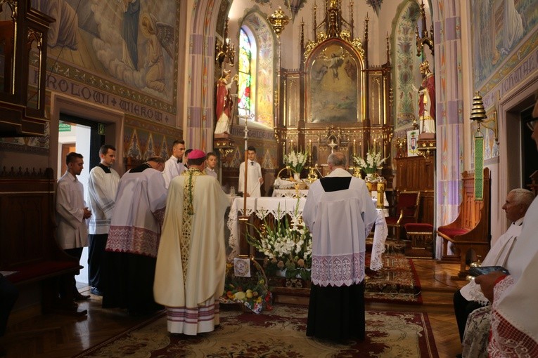 Szyszki. Wprowadzenie relikwii św. Bartłomieja Apostoła