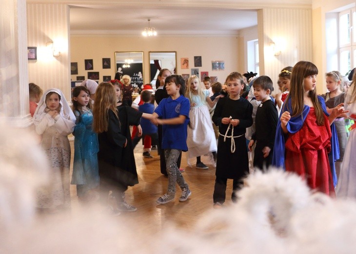 Bal Wszyskich Świętych - ZS Pijarskich w Elblągu