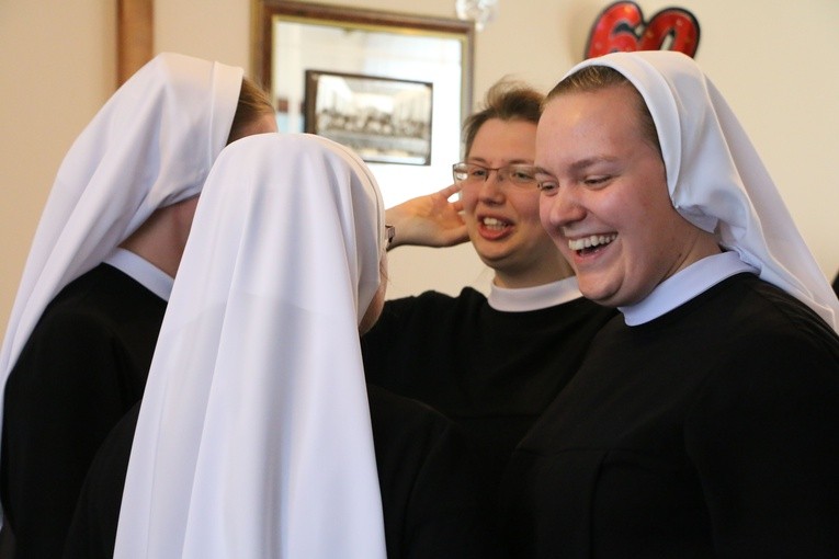 Obłóczyny u sióstr pasjonistek