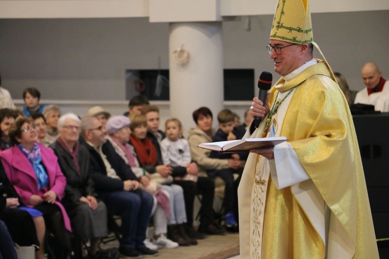 Płock. Święto Miłosierdzia w sanktuarium - cz. 2
