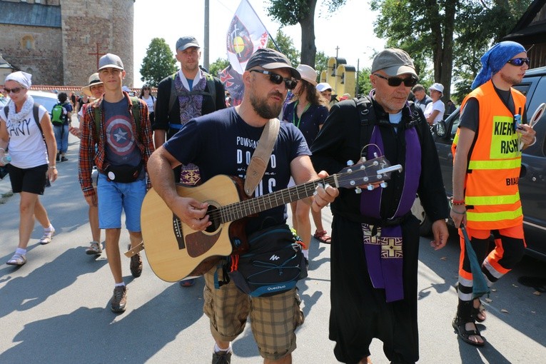 Pielgrzymka 2019. Tum k. Łęczycy