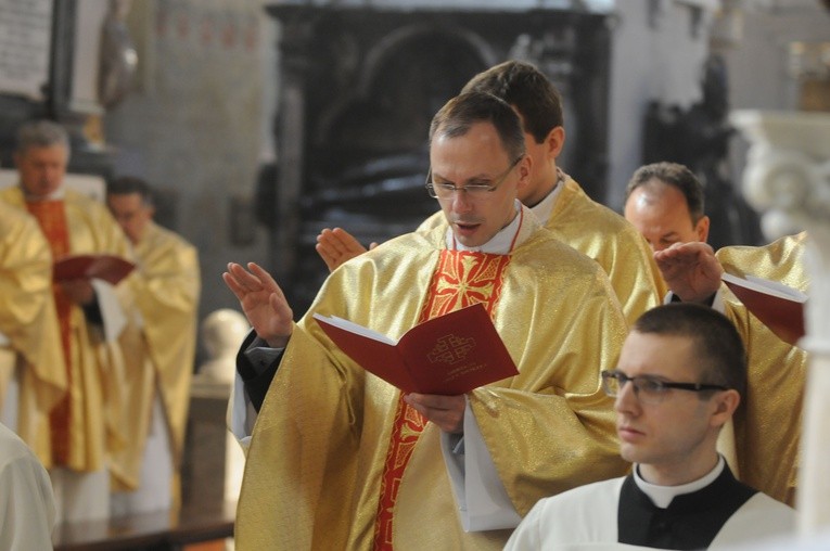 Msza krzyżma cz.2