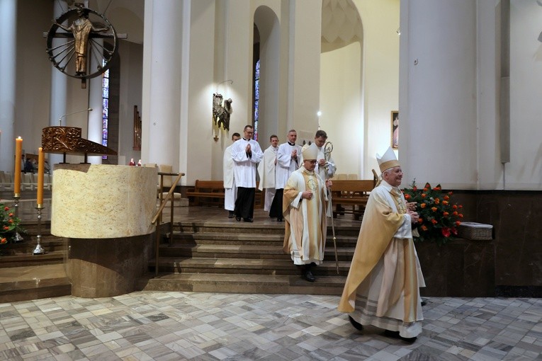 Uroczystość Chrystusa Króla w katowickiej katedrze cz. 1