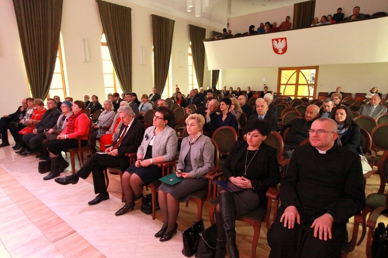 Odnowiony zamek w Opinogórze