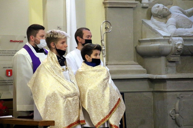 Drobin. Poświęcenie odnowionego wnętrza kościoła