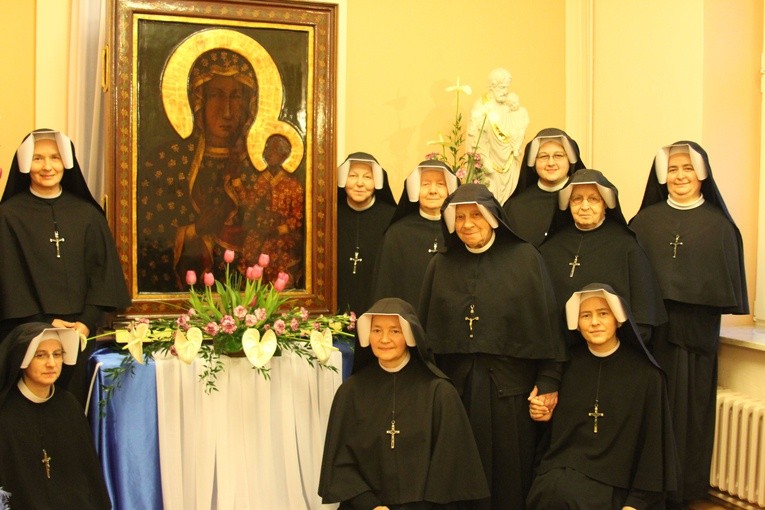 Płock. Nawiedzenie w domach zakonnych