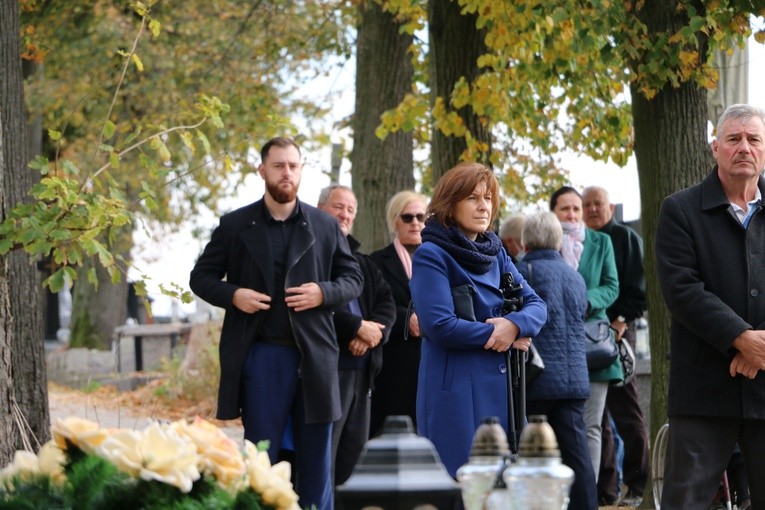 Lekowo. Pogrzeb ks. Tadeusza Janowskiego