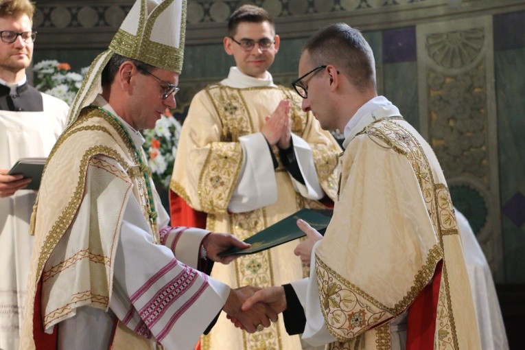 Płock. Święcenia diakonatu - cz. 2