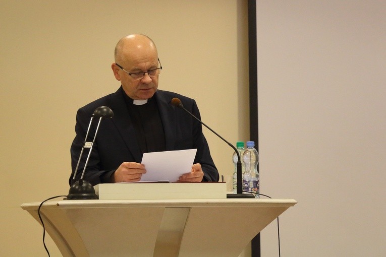 WSD w Elblągu. Konferencja poświęcona chorym i cierpiącym