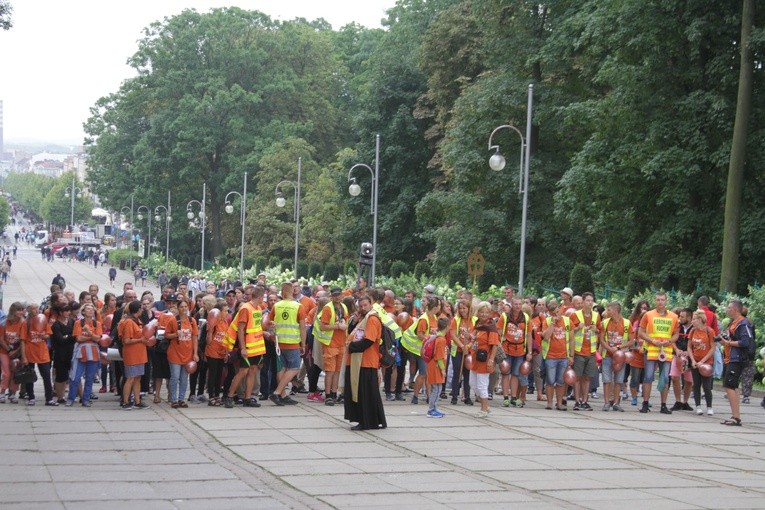 Pielgrzymka. Jasna Góra (część 1)